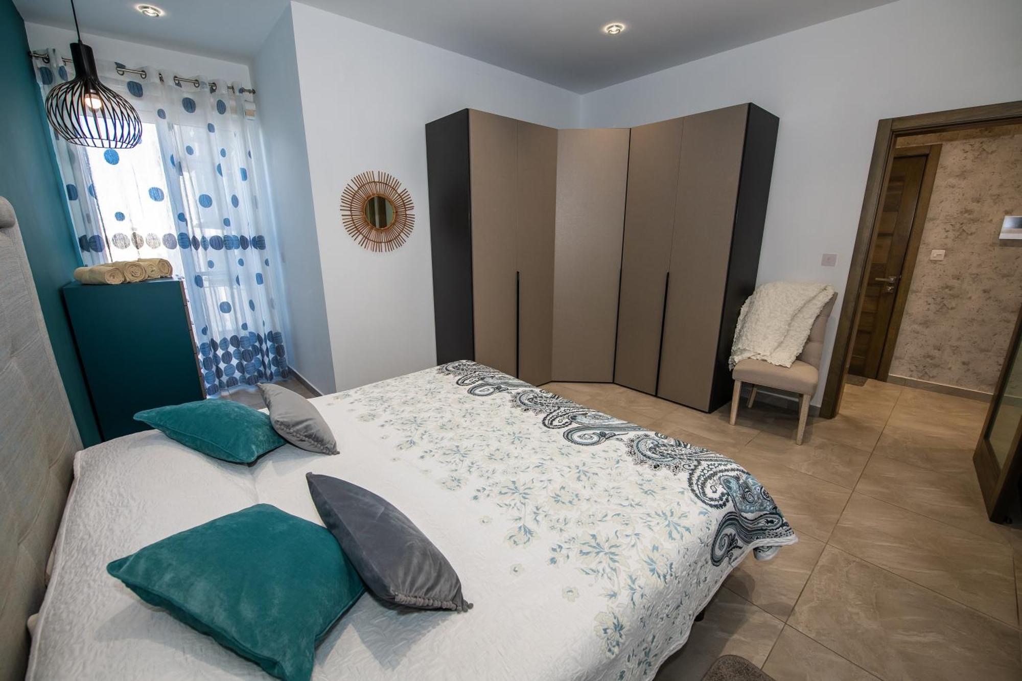 Clifftop Modern Apartment Mellieħa Exteriör bild