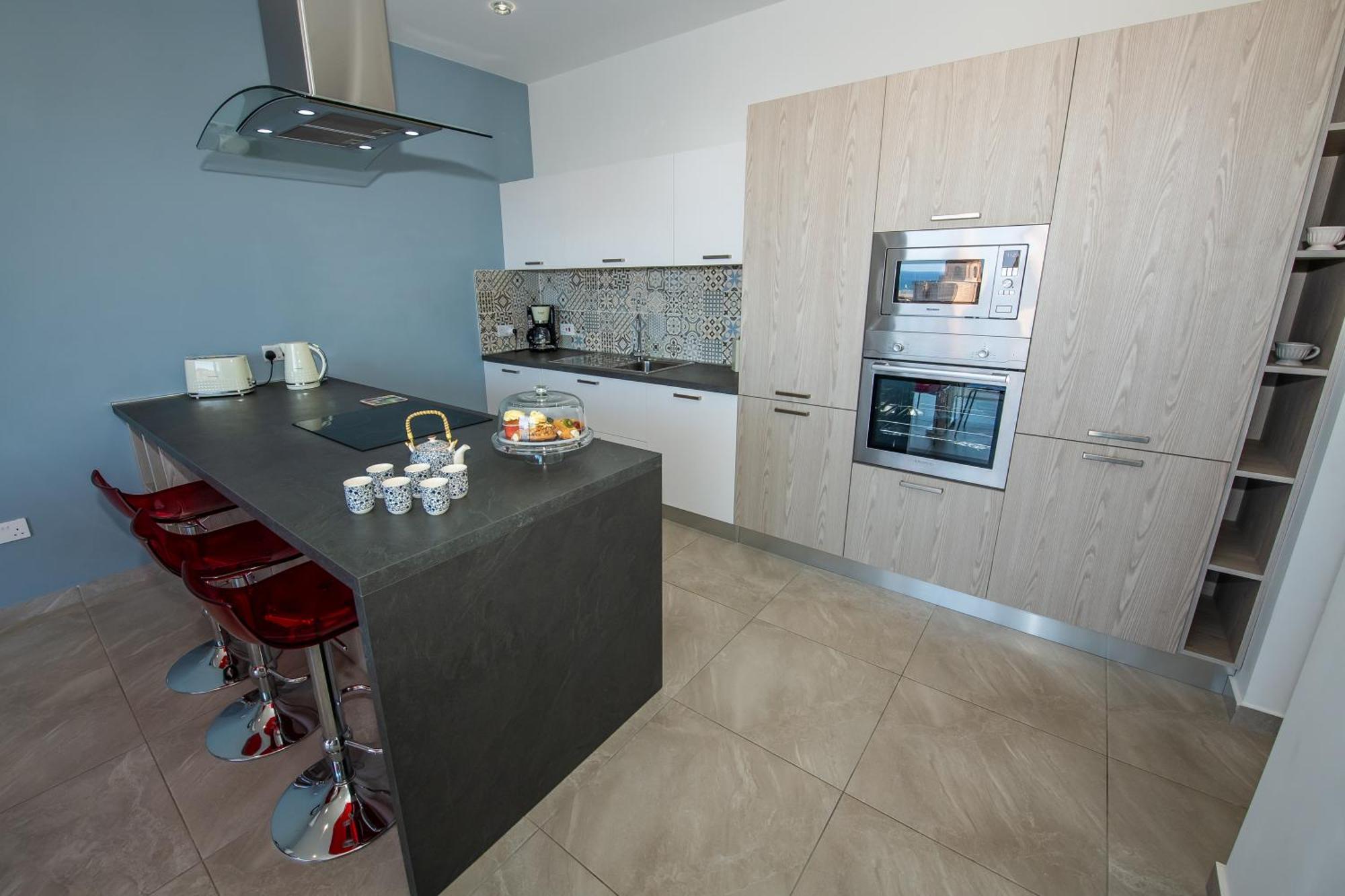 Clifftop Modern Apartment Mellieħa Exteriör bild
